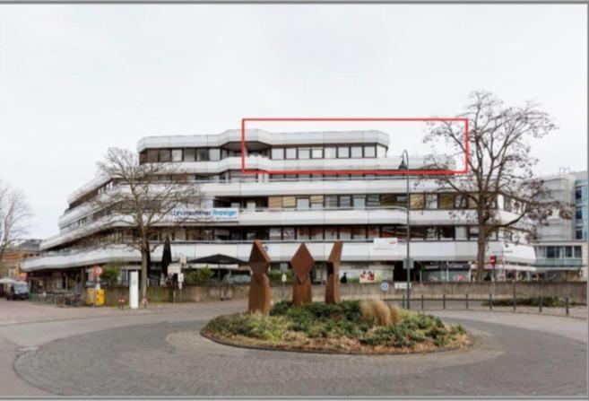 Im Herzen Von Wiesdorf- Blick Auf Das Bayer-Kreuz -Appartement Mit 2 Schlafzimmern-Fuer 3 Personen -Zentral Gelegen - Friedrich Ebert Platz 5A , 4Te Etage - Dachterrasse Und Sauna - Kaution Pflicht - 勒沃库森 外观 照片
