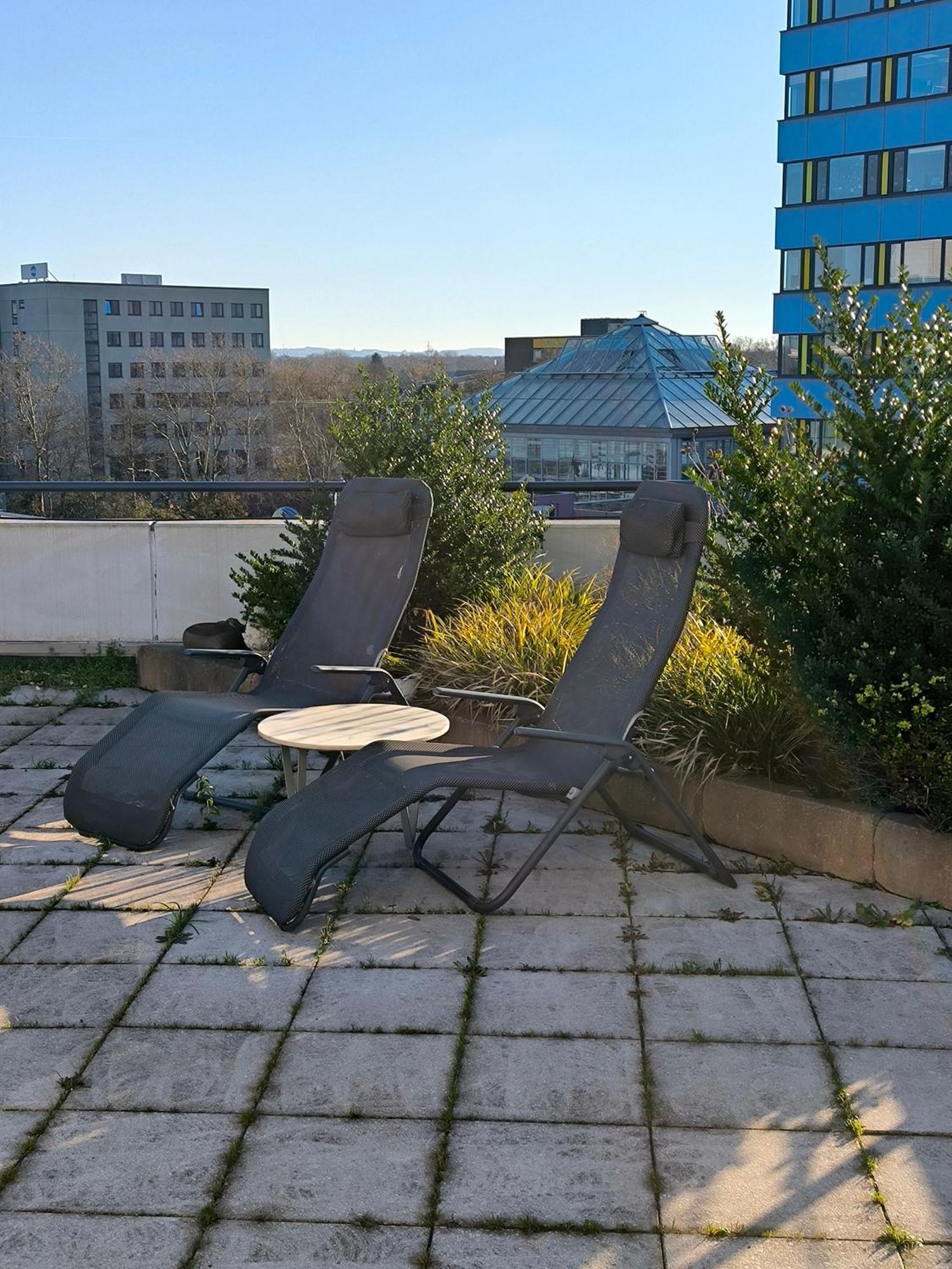 Im Herzen Von Wiesdorf- Blick Auf Das Bayer-Kreuz -Appartement Mit 2 Schlafzimmern-Fuer 3 Personen -Zentral Gelegen - Friedrich Ebert Platz 5A , 4Te Etage - Dachterrasse Und Sauna - Kaution Pflicht - 勒沃库森 外观 照片